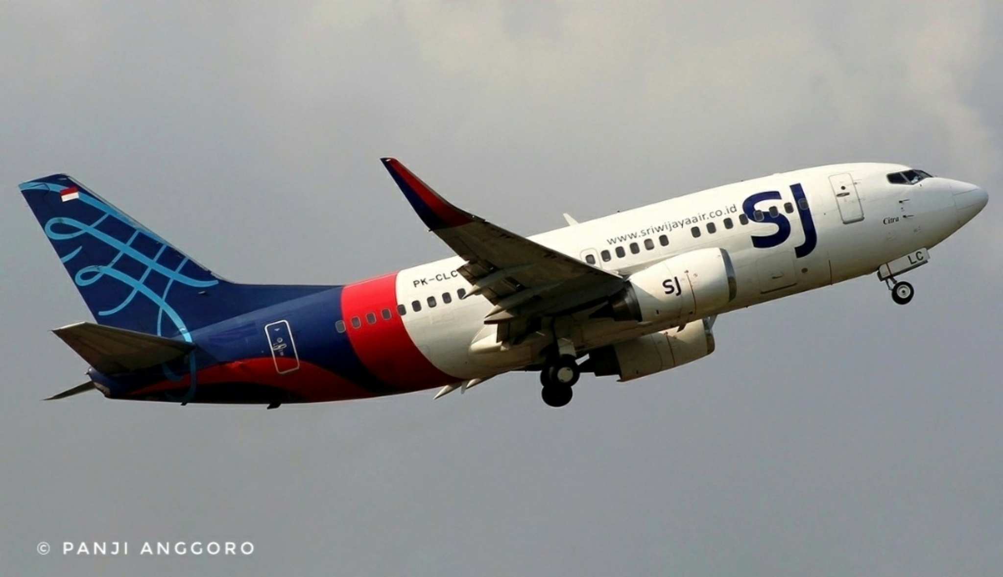 Pesawat Sriwijaya Air DJ-182 Hilang Kontak